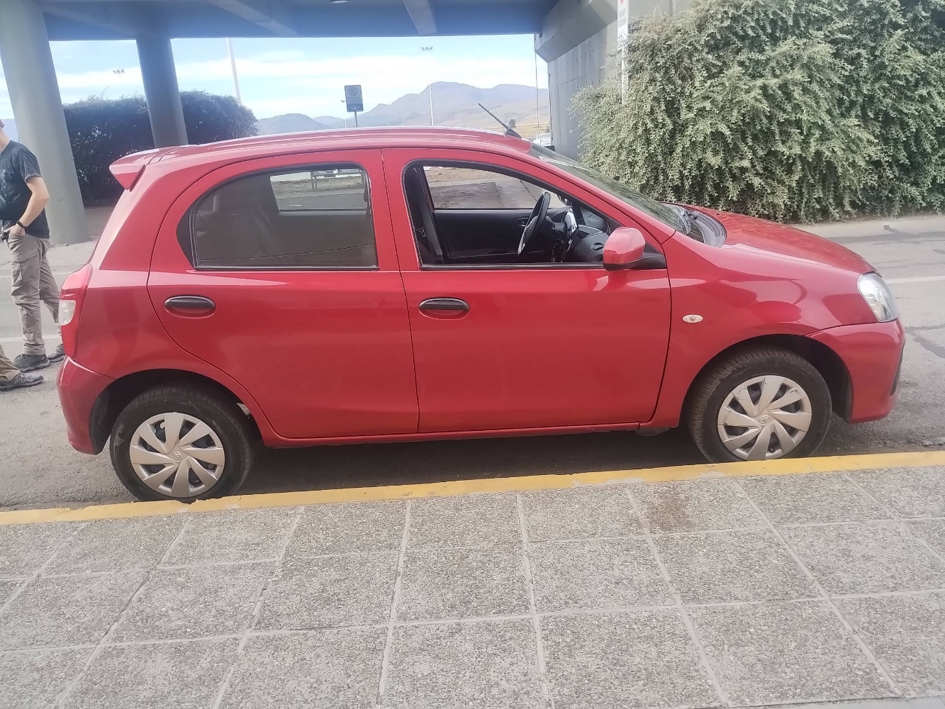 Foto de Toyota ETIOS X 1.5 6M/T 5P