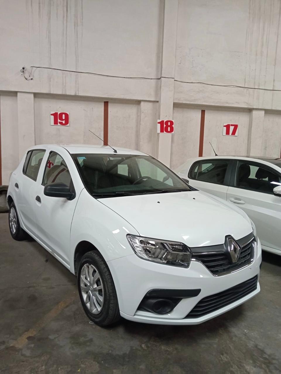 Foto de Renault SANDERO PH2 LIFE 1.6