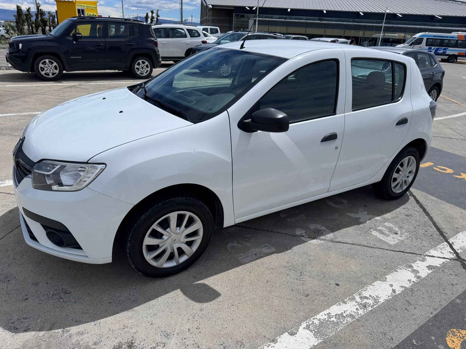 Foto de Renault SANDERO PH2 LIFE 1.6