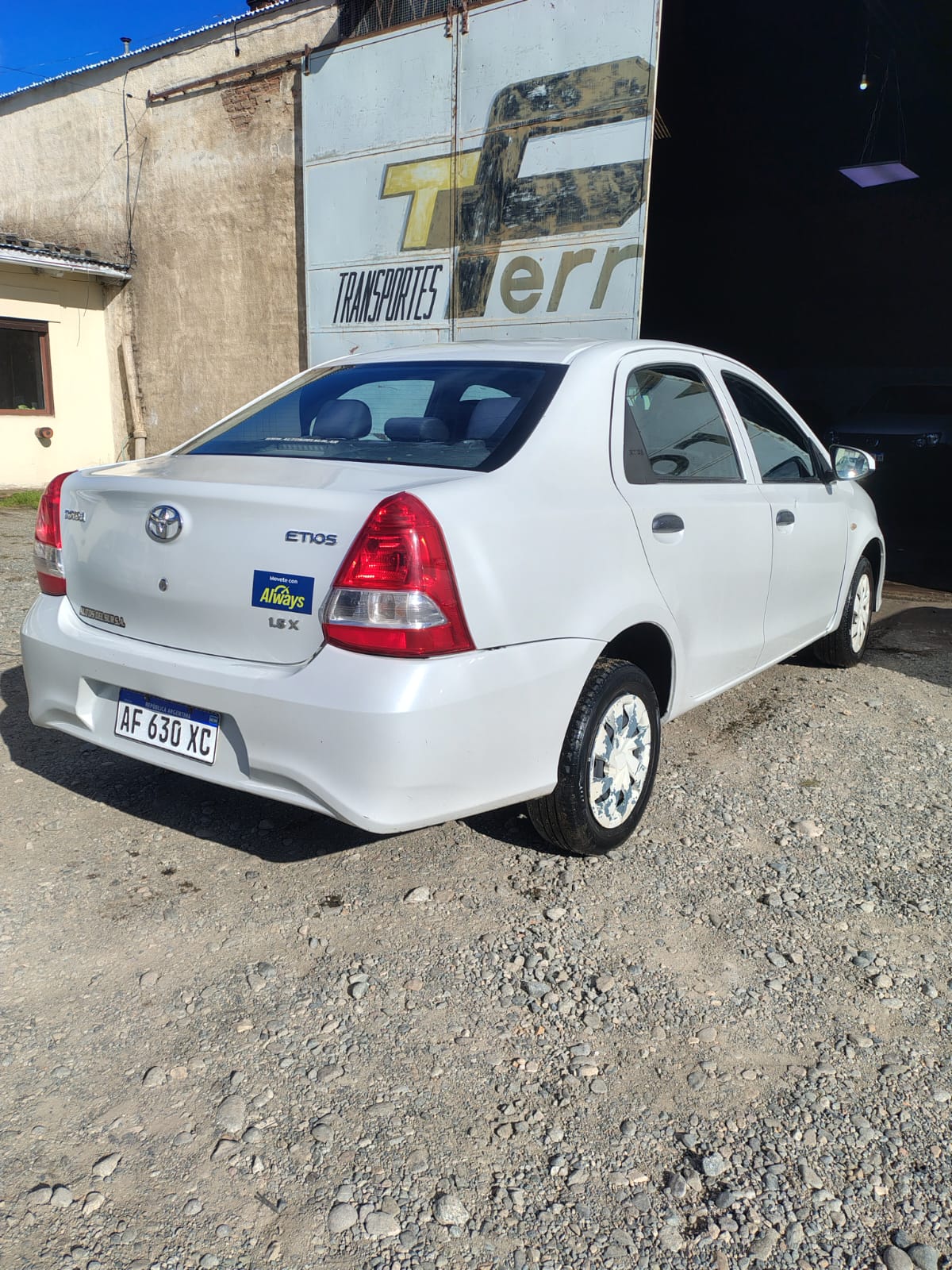 Foto de Toyota ETIOS X 1.5 6M/T 4P