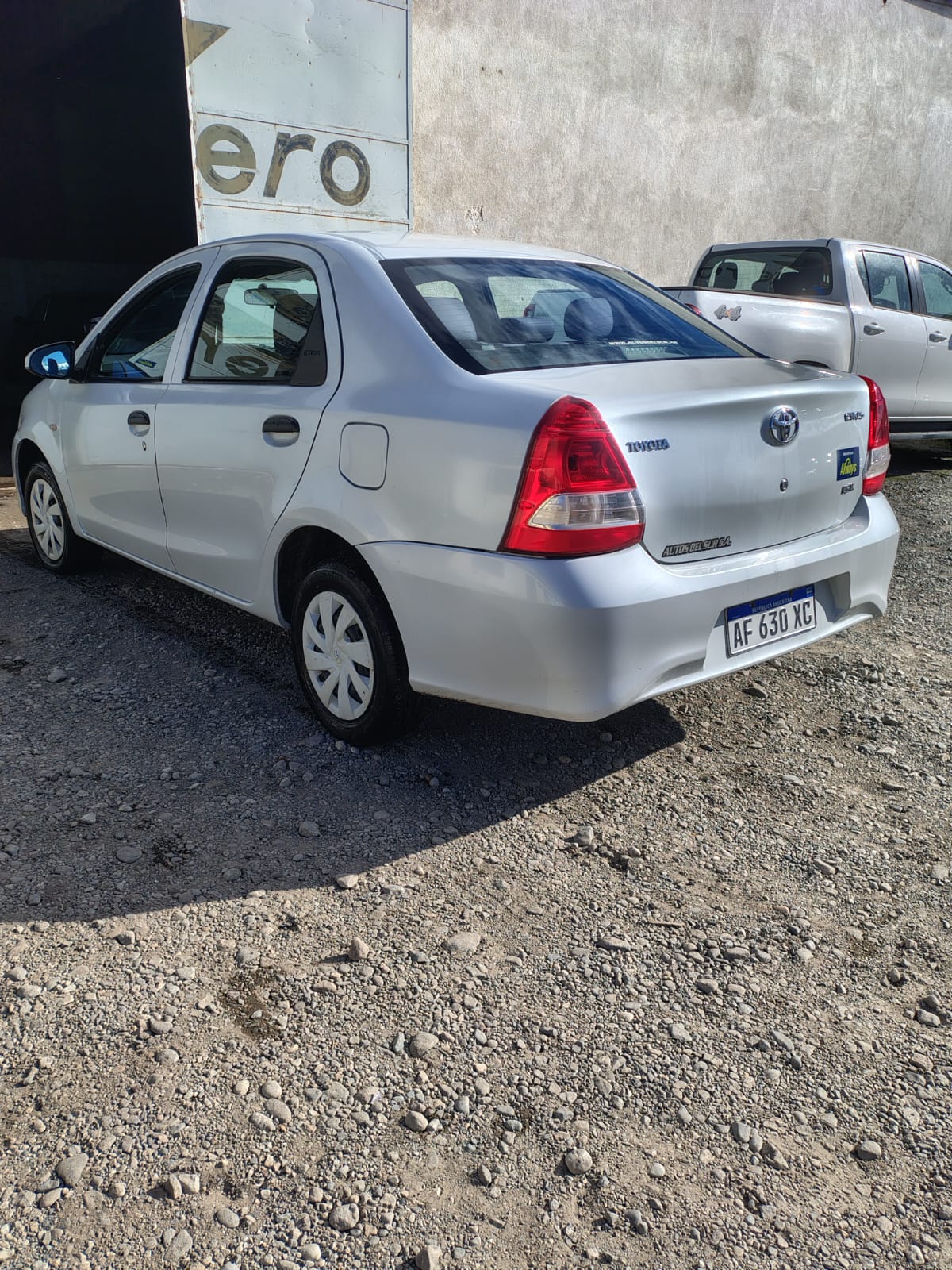 Toyota ETIOS X 1.5 6M/T 4P