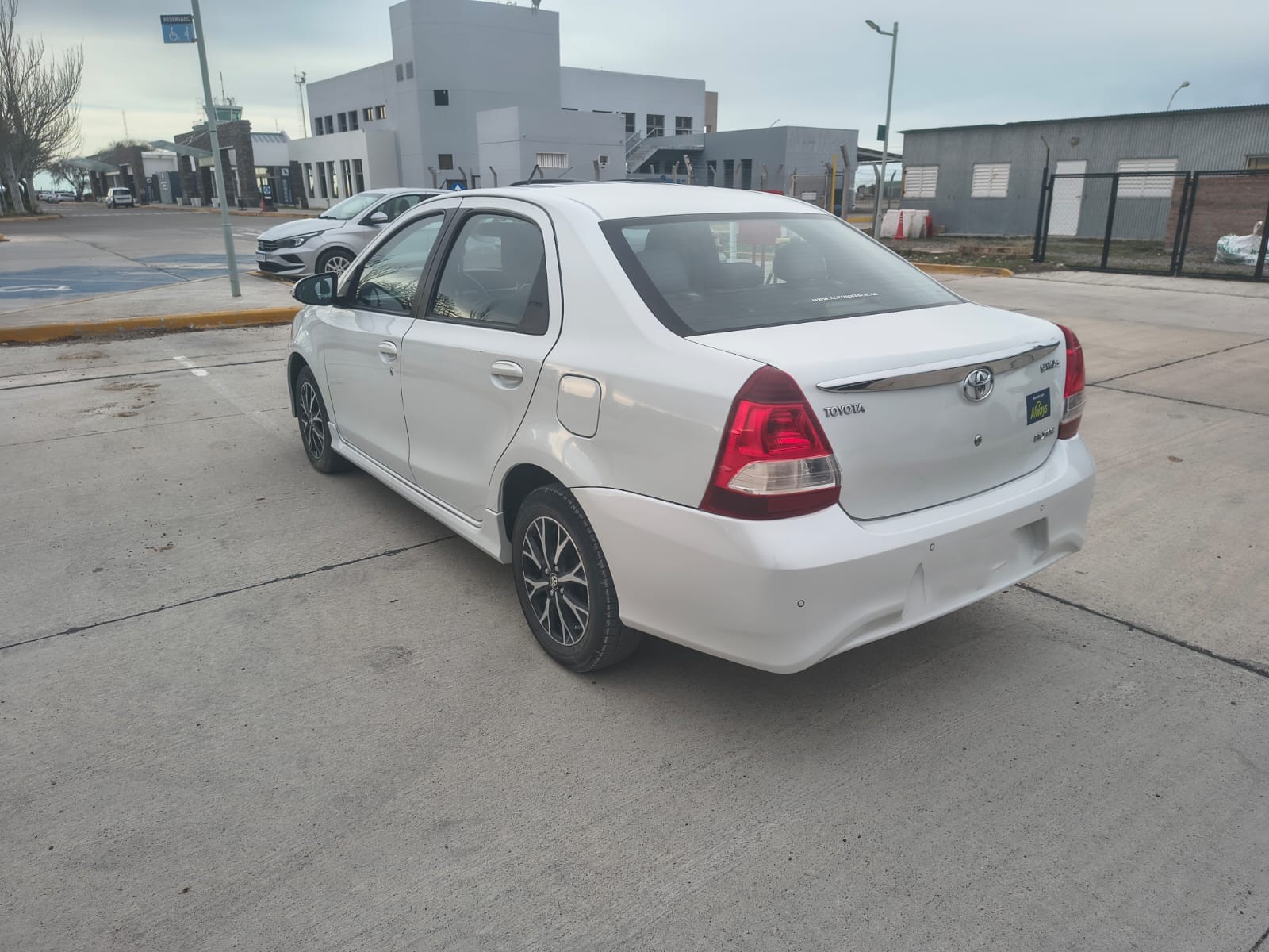 Toyota ETIOS XLS PACK 1.5 4A/T 4P