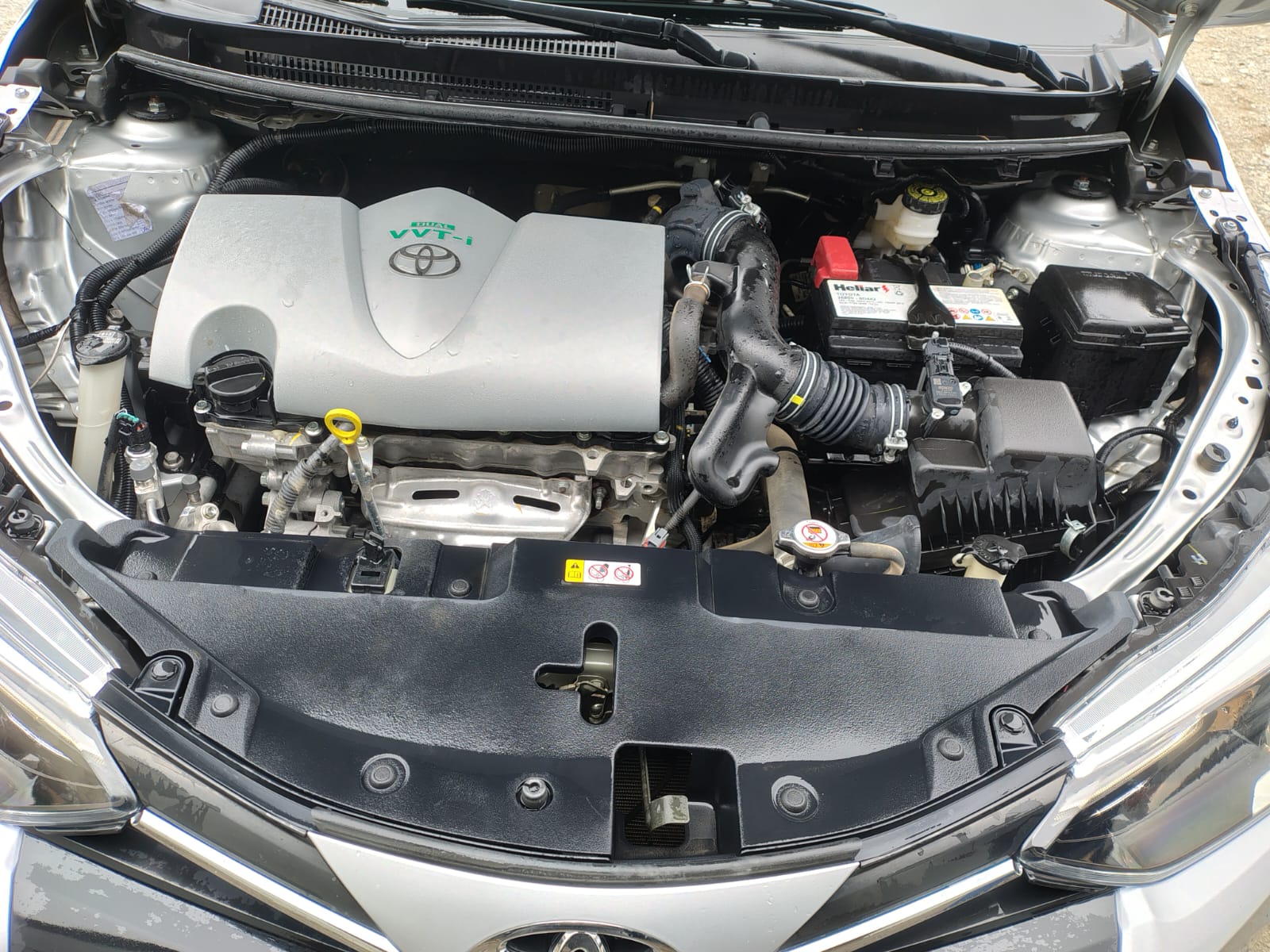 Toyota YARIS XLS 1.5 6M/T 4P
