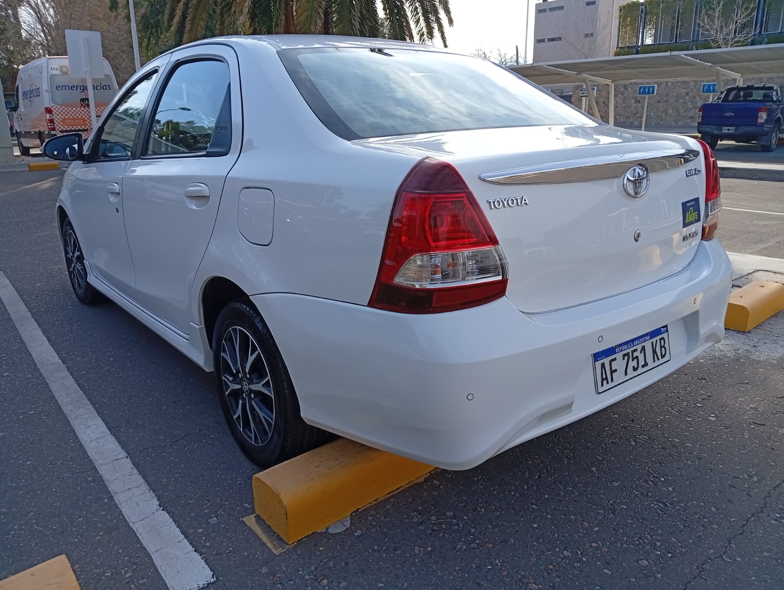 Toyota ETIOS XLS PACK 1.5 4A/T 4P