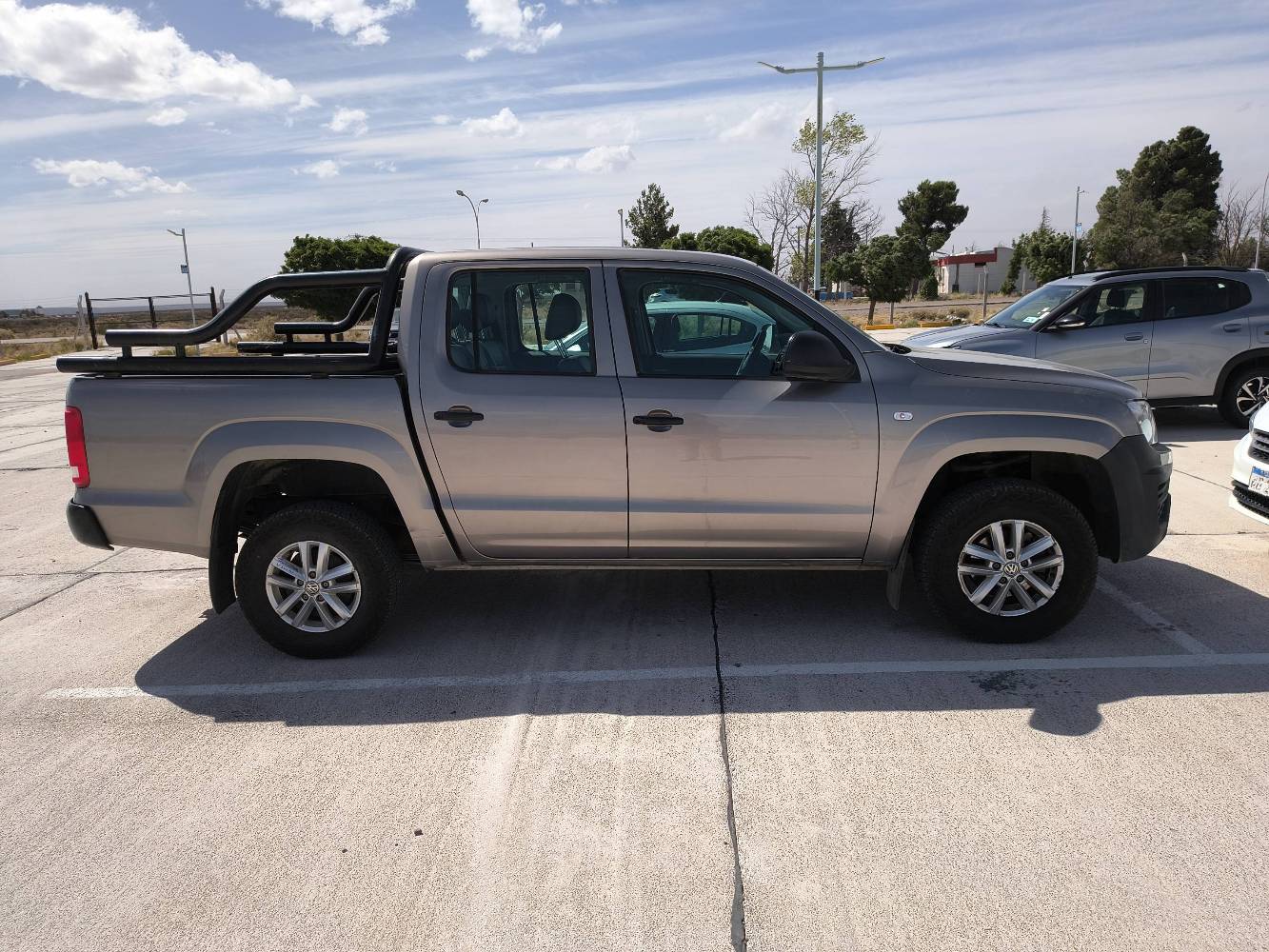 VOLKSWAGEN AMAROK TRENDLINE 4X4 2.0L TDI 140 CV
