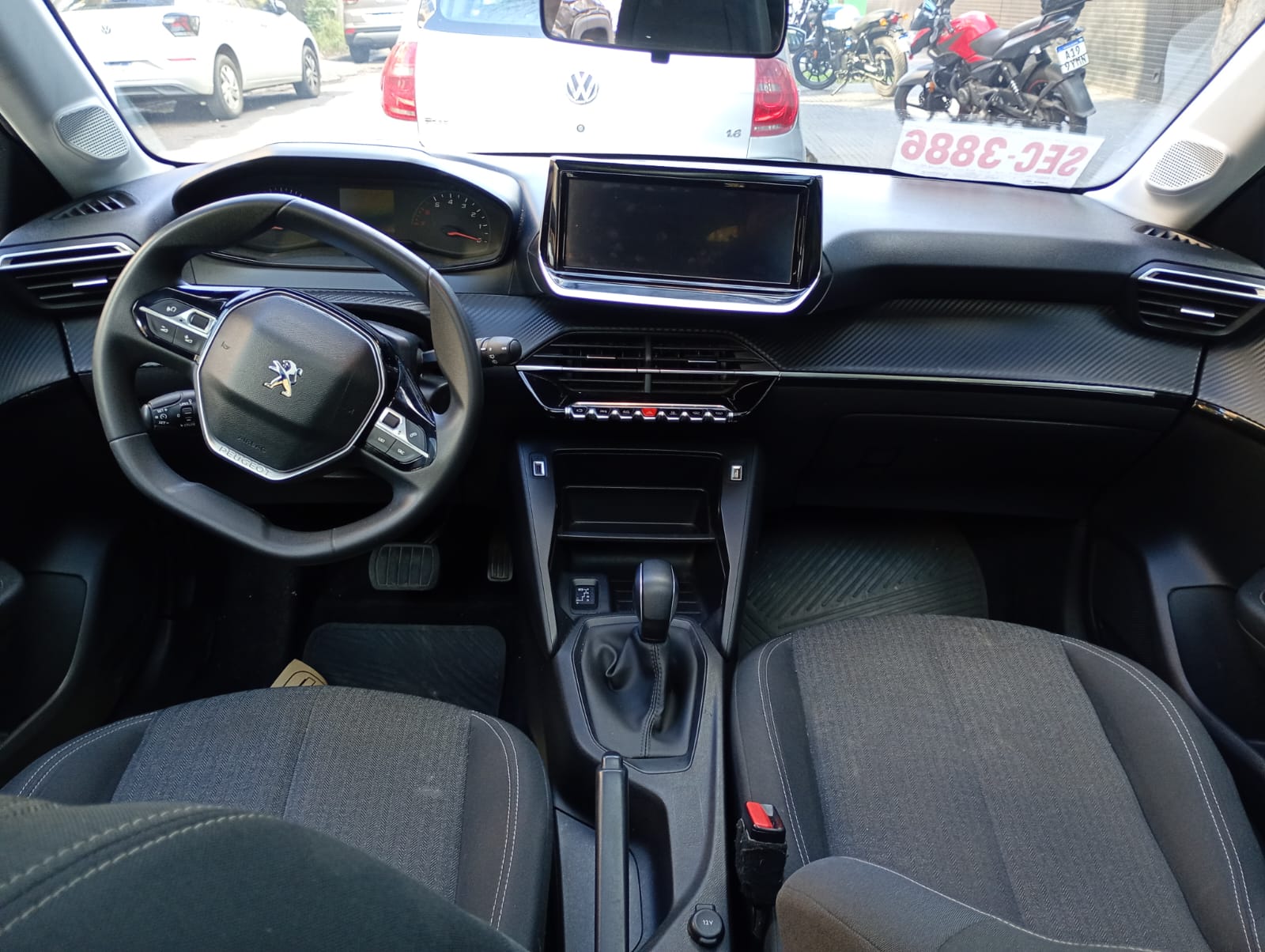 Peugeot 208 Active Pack 1.6L Tiptronic AM23.5
