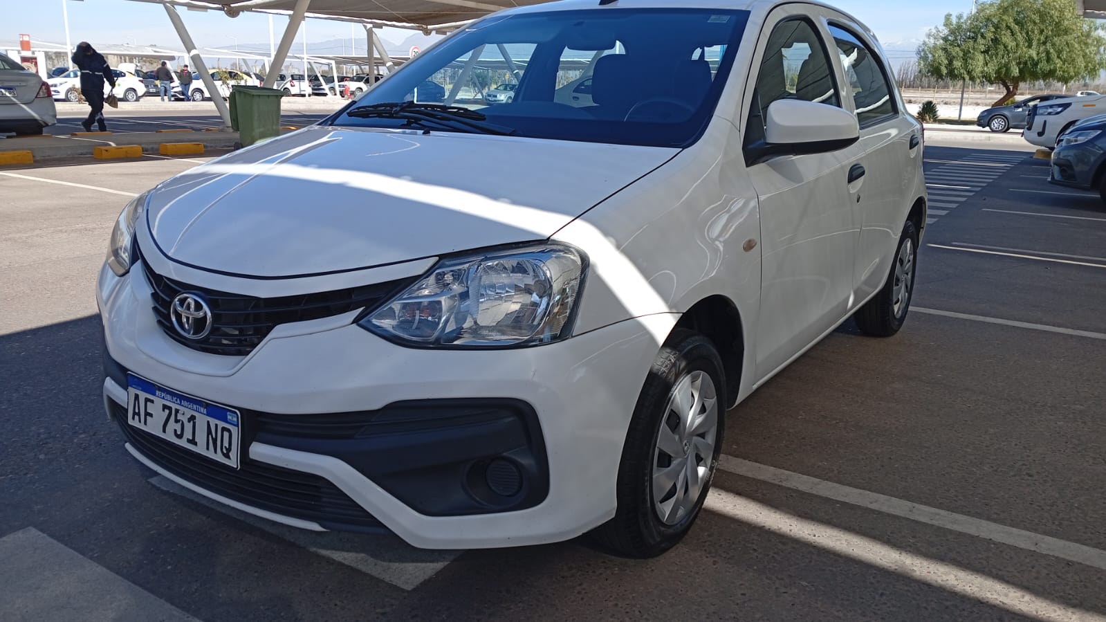 Toyota ETIOS X 1.5 6M/T 5P